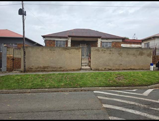 3 BEDROOM HOUSE FOR SALE IN ROSETTENVILLE